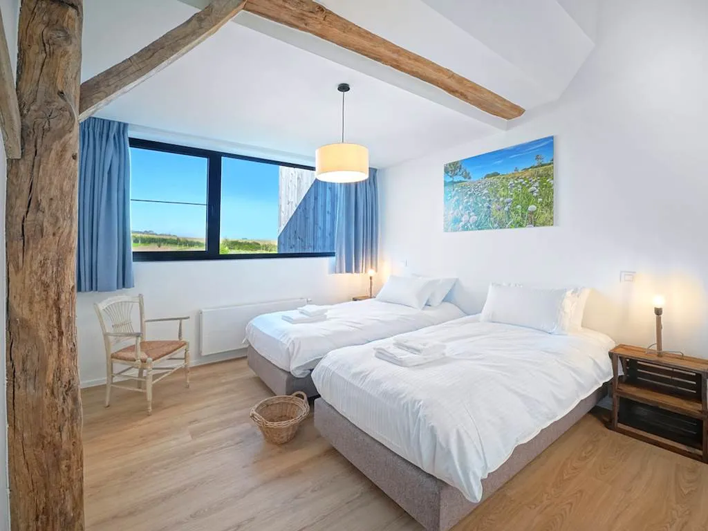 Le gîte (Grand format)